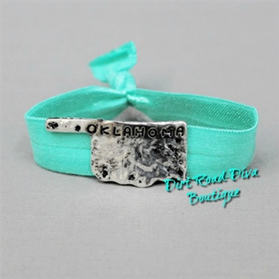 Hammered Disk Oklahoma Comfort Stretch Bracelet in Turquoise ~